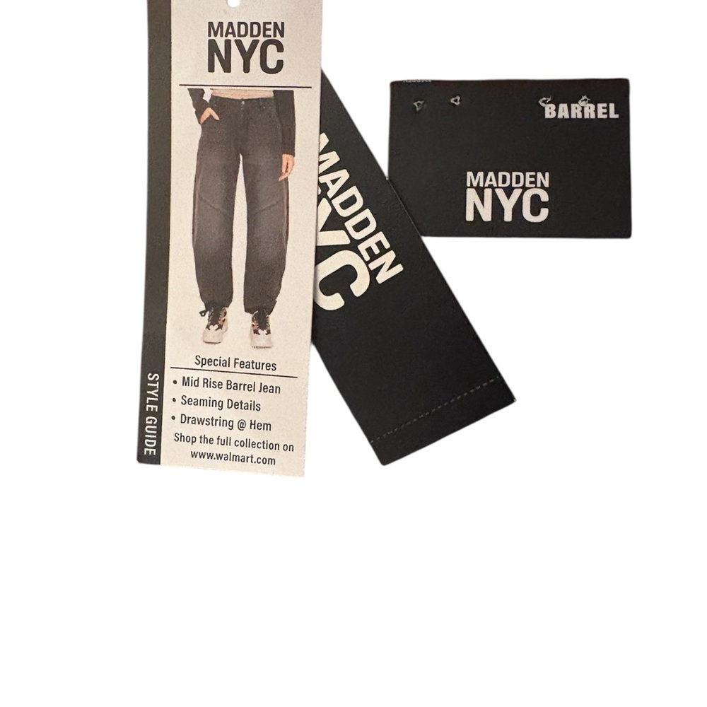 Madden NYC Black Barrel Jeans 10 - Picture 9 of 9